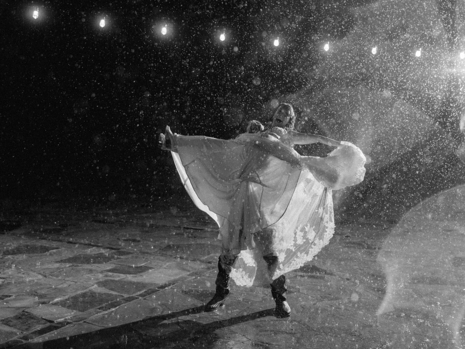 First dance in the rain